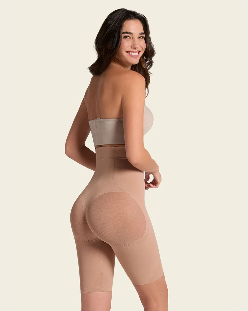 Shorty gainant super taille haute invisible liftant les fesses