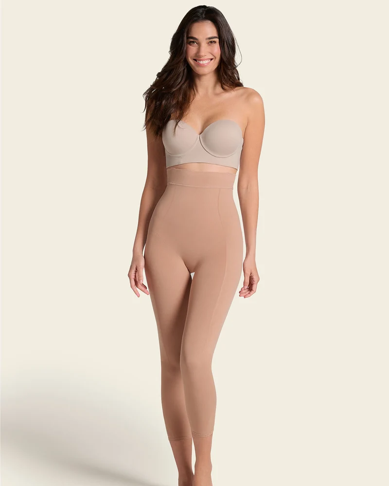 Body invisible avec compression des jambes et rehaussement des fesses