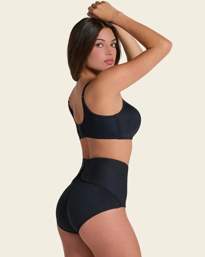 Culotte gainante post-partum à contrôle fort