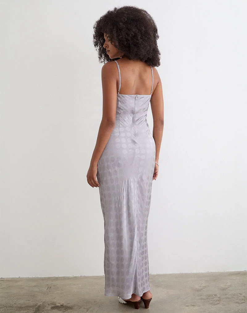 Robe longue Alenya en mousseline, motif à pois monochrome gris argenté