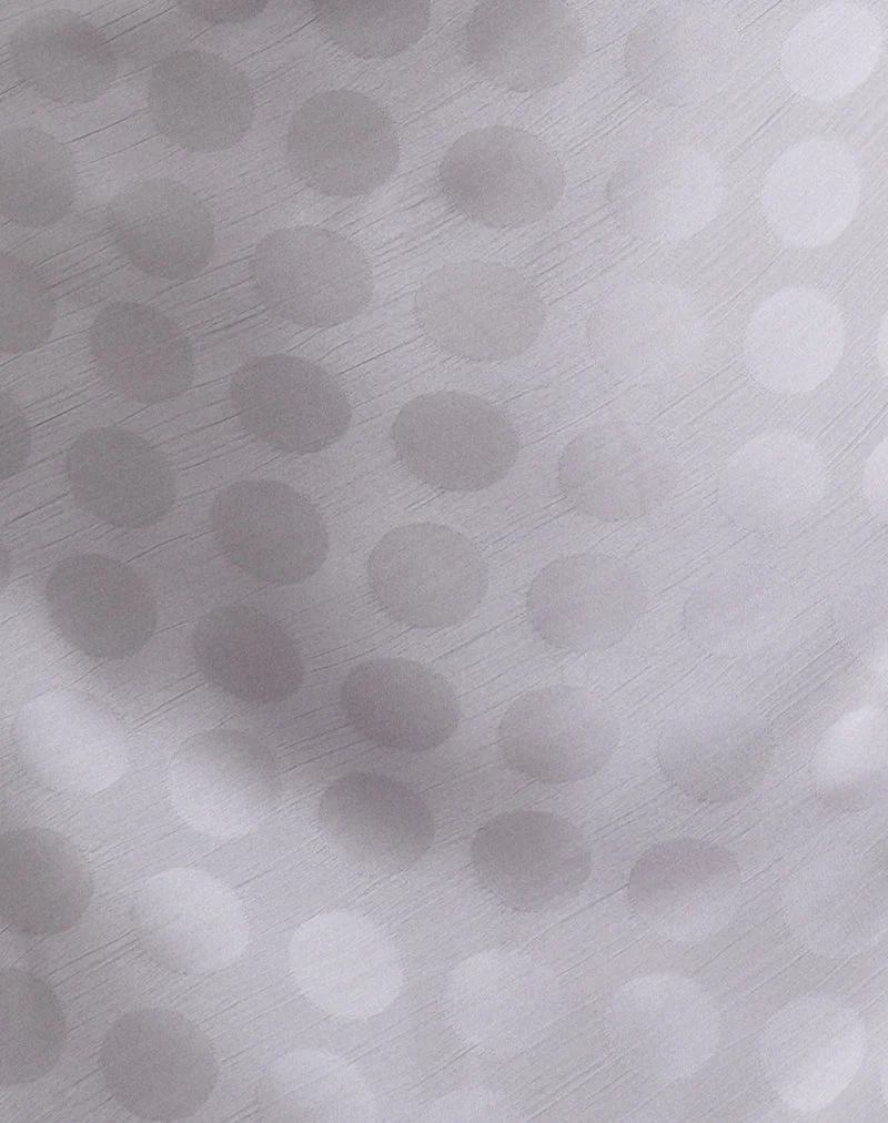 Robe longue Alenya en mousseline, motif à pois monochrome gris argenté