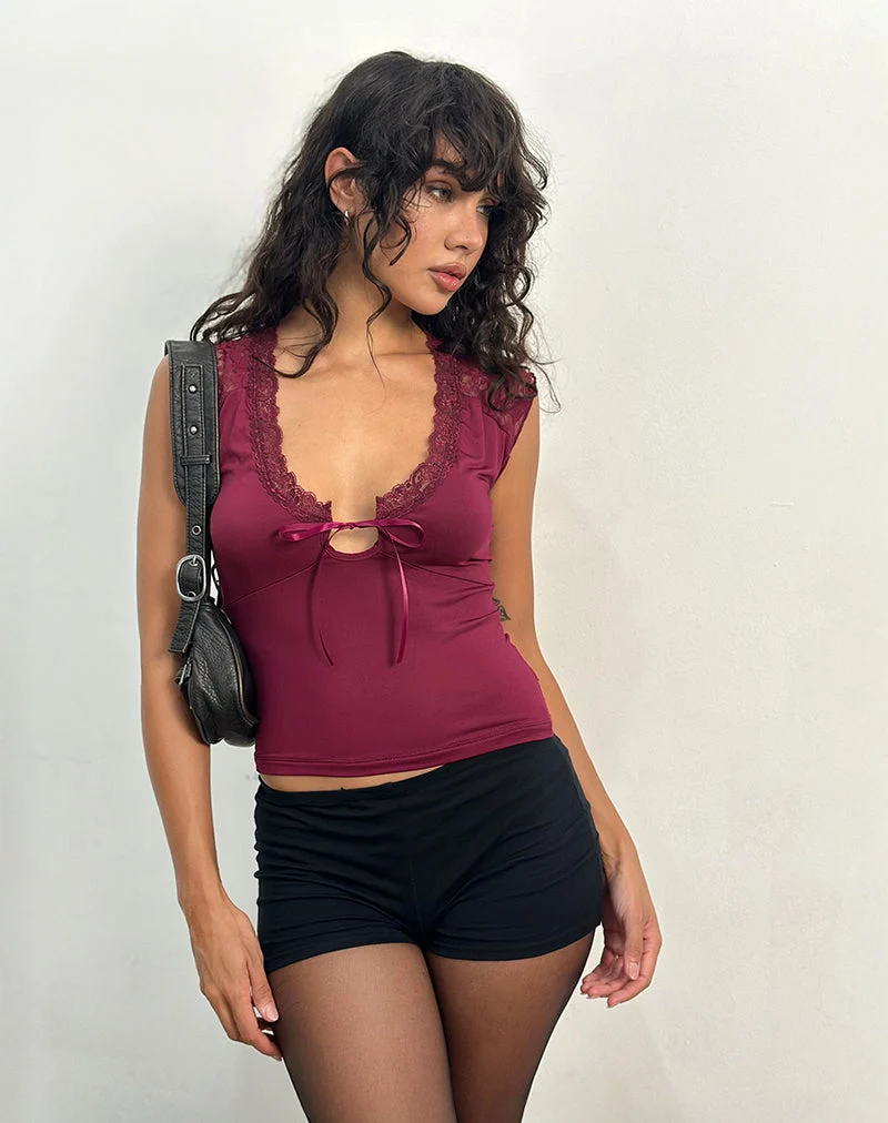 Top Livina en jersey fluide Bourgogne avec dentelle
