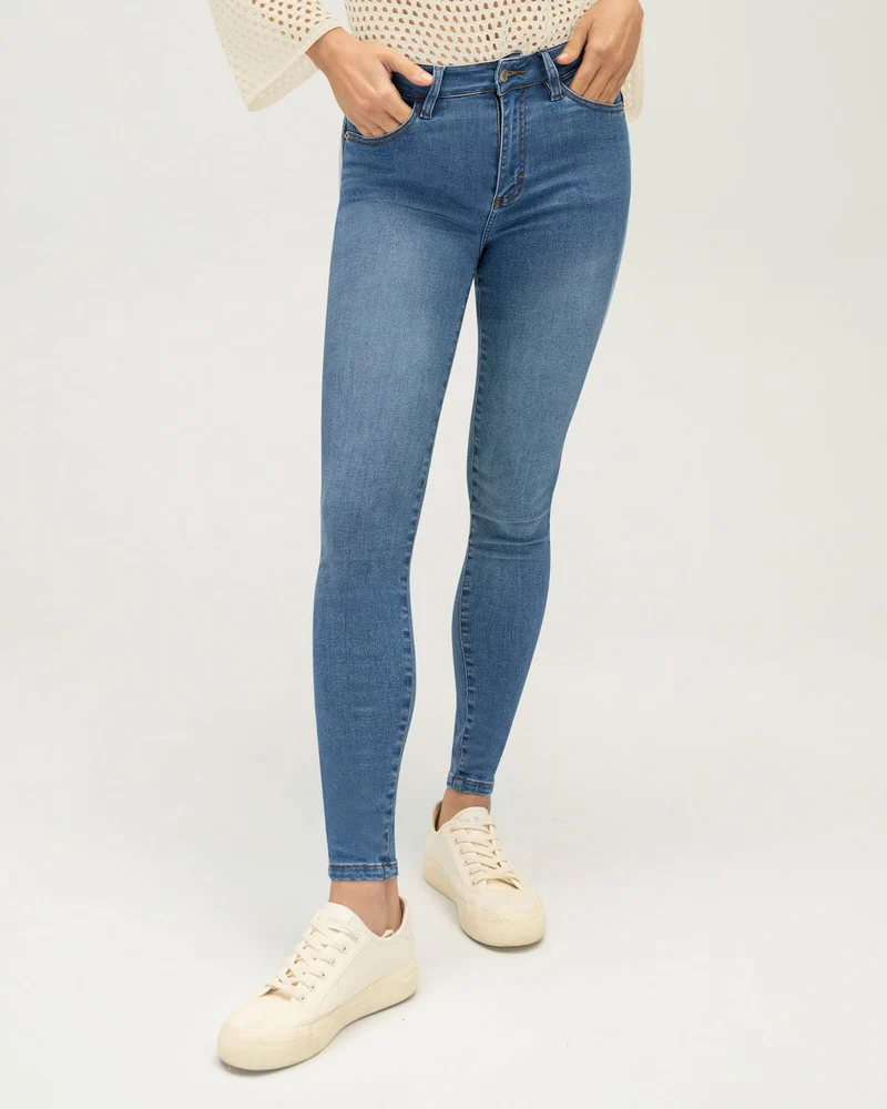 Jean skinny effet push-up