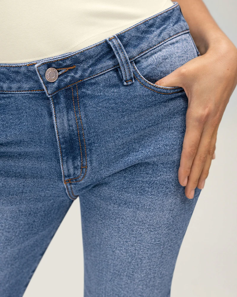 Jean coupe droite pour femmes