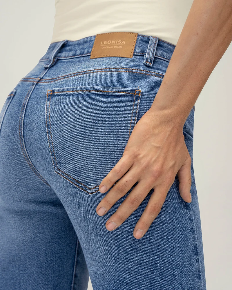 Jean coupe droite pour femmes