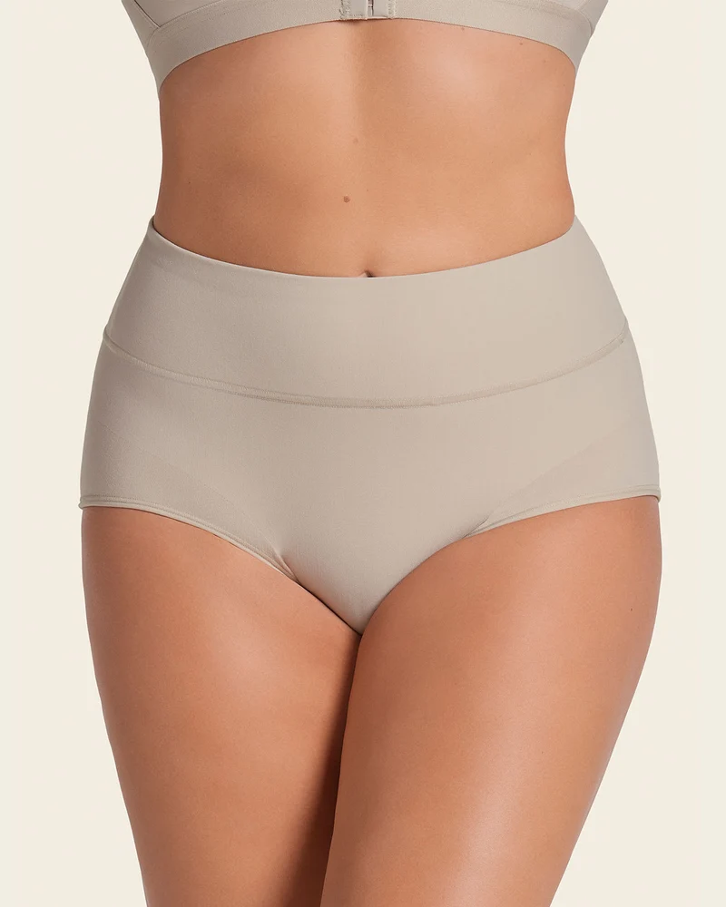 Bas amincissant doux à taille haute