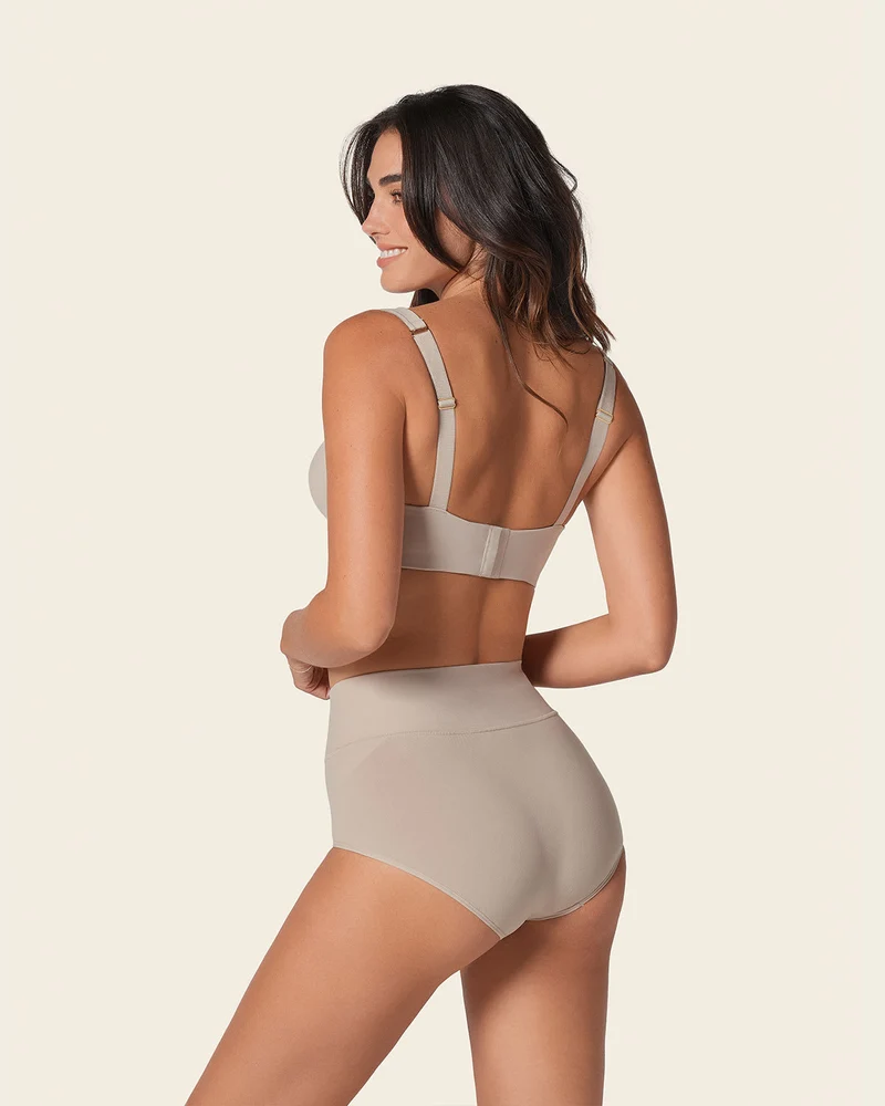 Bas amincissant doux à taille haute