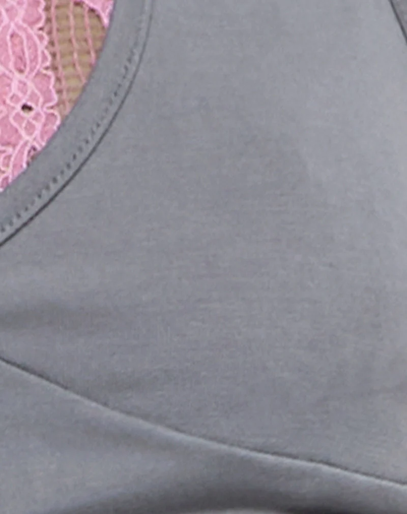 Helma Halterneck Top in Grey with Pink Lace (Top dos nu en gris avec dentelle rose)