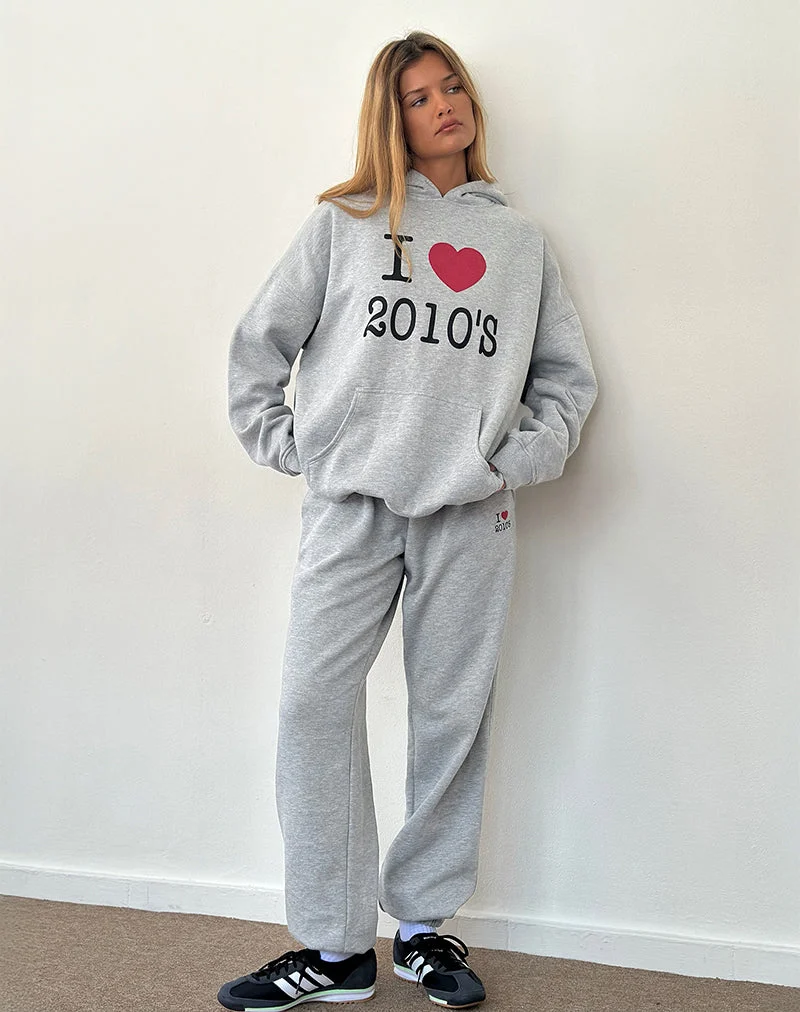 Pantalon de jogging surdimensionné Emiko en gris chiné avec imprimé I Love 2010's