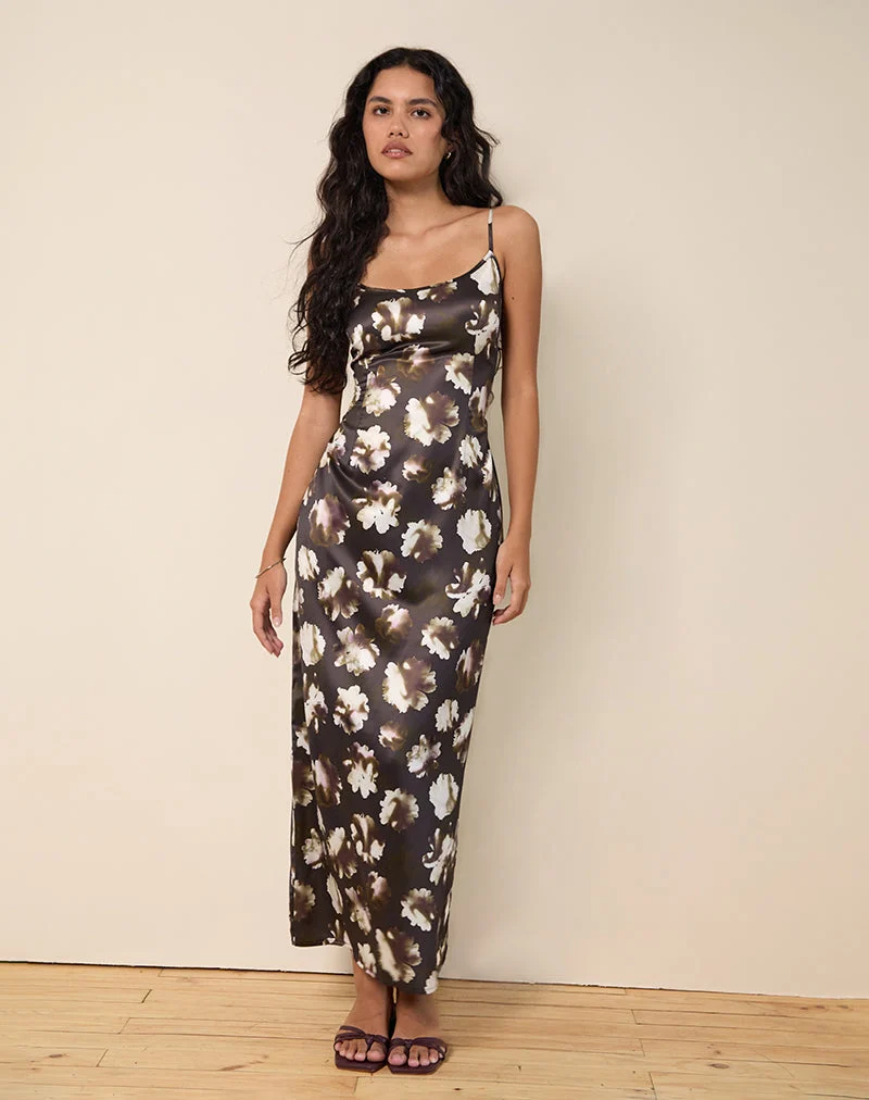 Kafka Maxi Dress in Brown Floral Print