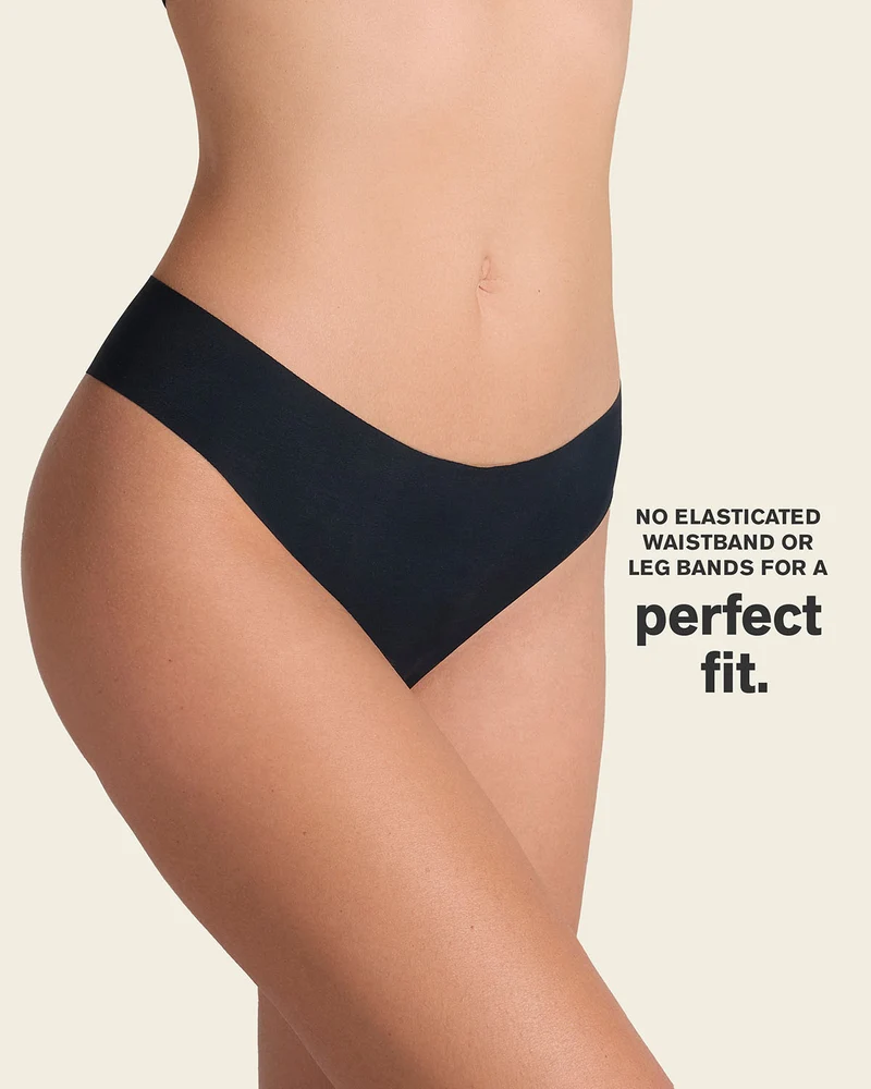 Culotte brésilienne invisible ultra plate sans élastiques et peu de coutures