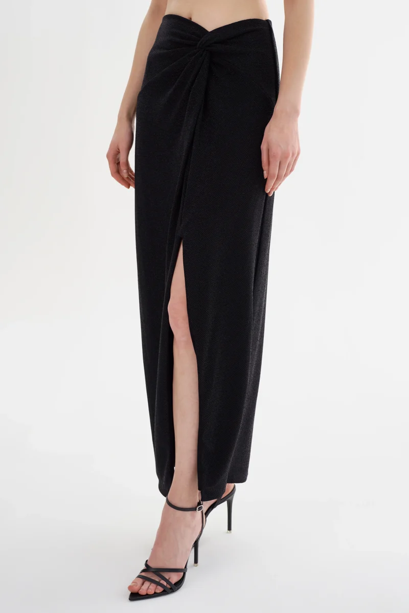 Jupe maxi asymétrique avec fente Ainslee