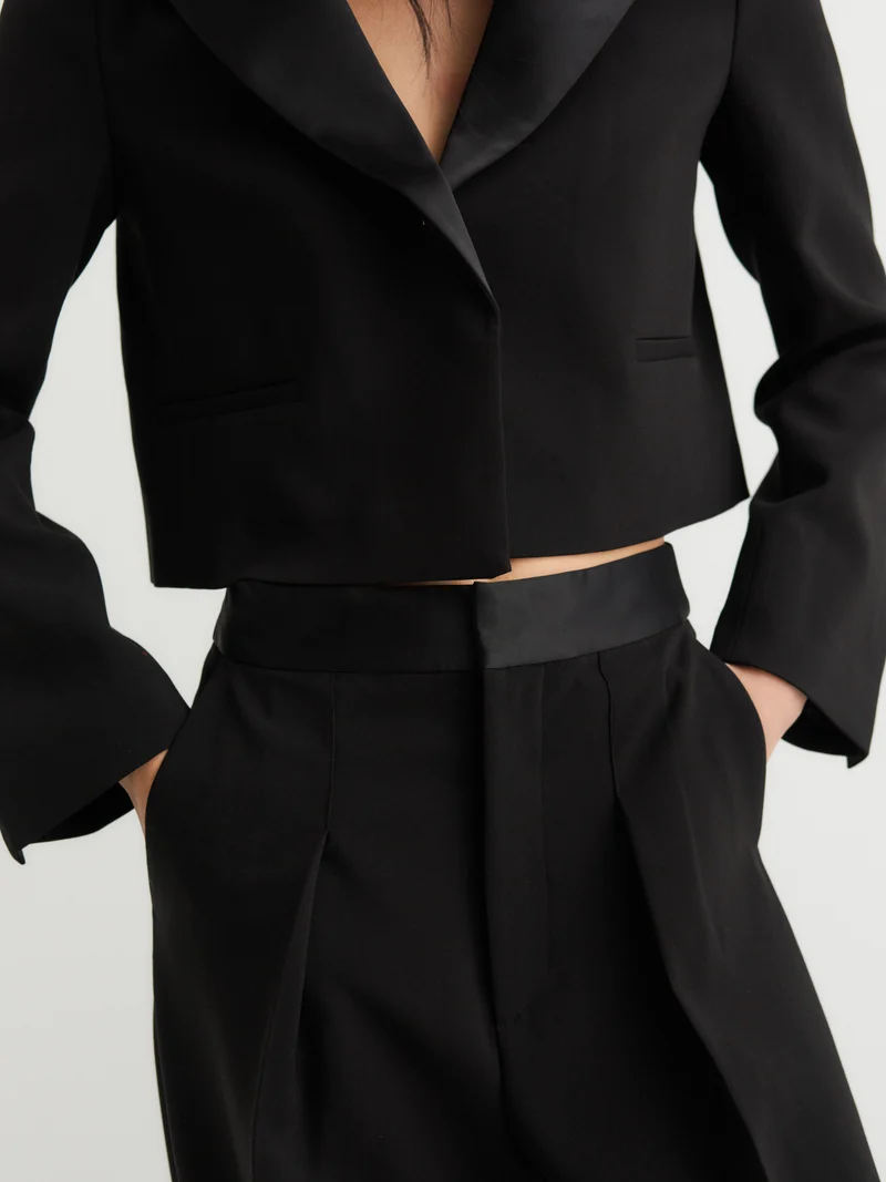 Pantalon chic avec bande de satin Yael