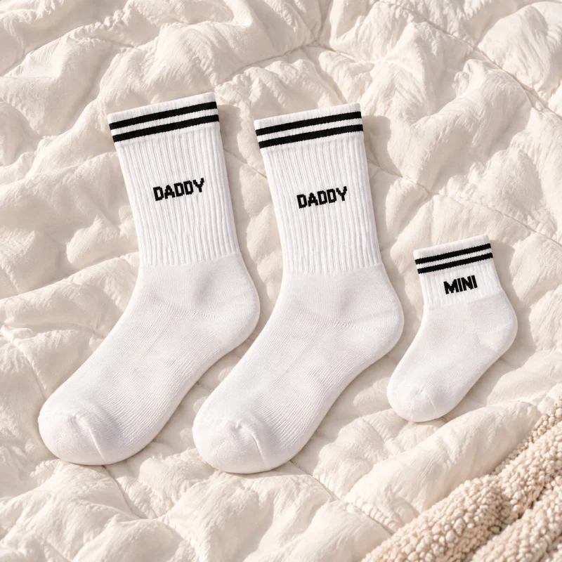 Familiensocken „Daddy, Daddy, Mini“ | Weiß