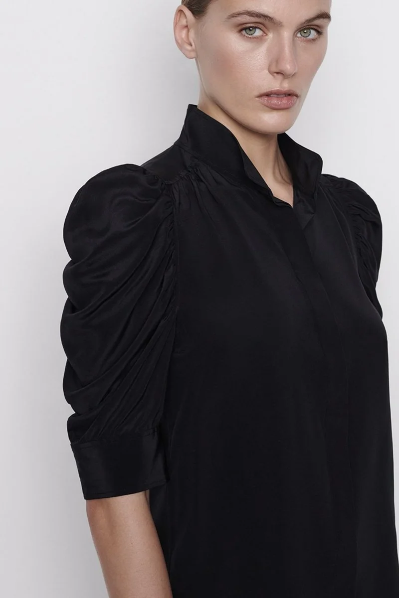 Blouse en soie à manches bouffantes courtes Gillian