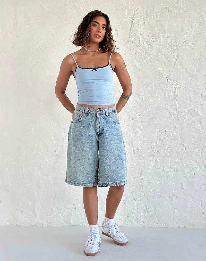 Top de gilet Suna en bleu Nantucket avec bordure bleu minéral