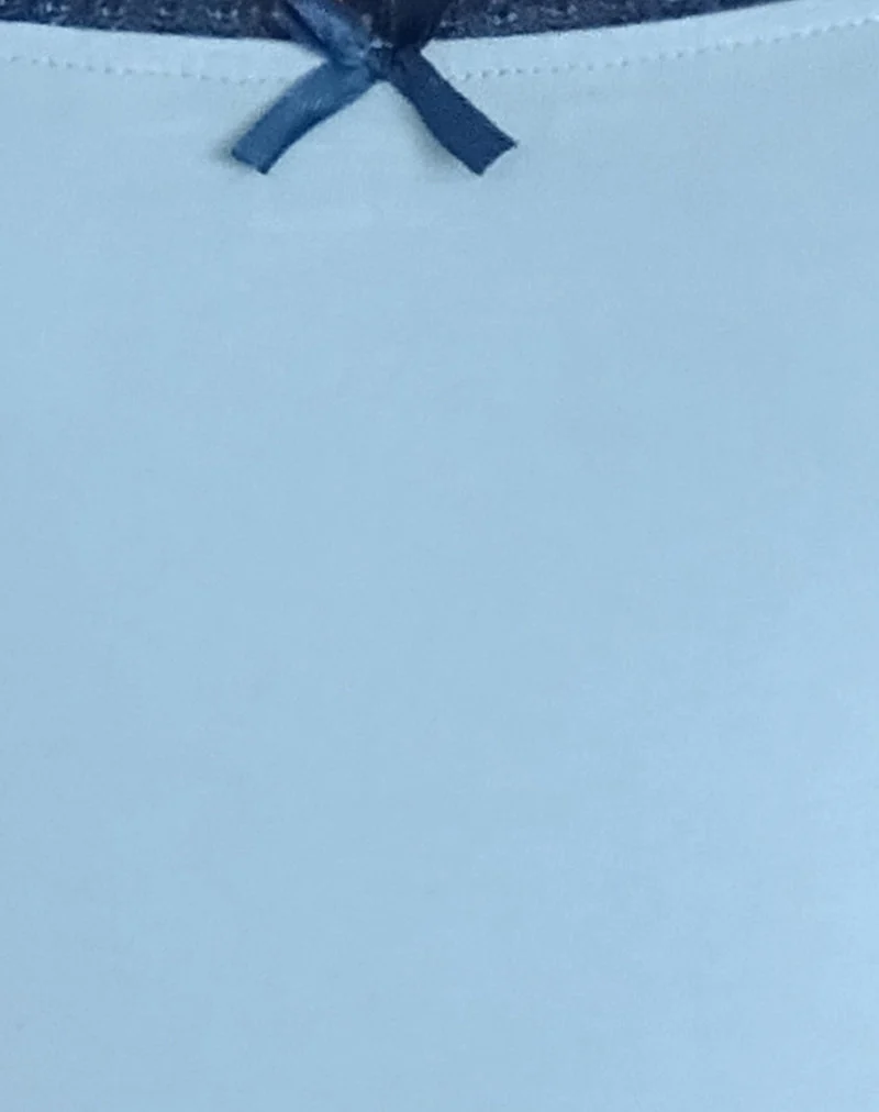 Top de gilet Suna en bleu Nantucket avec bordure bleu minéral