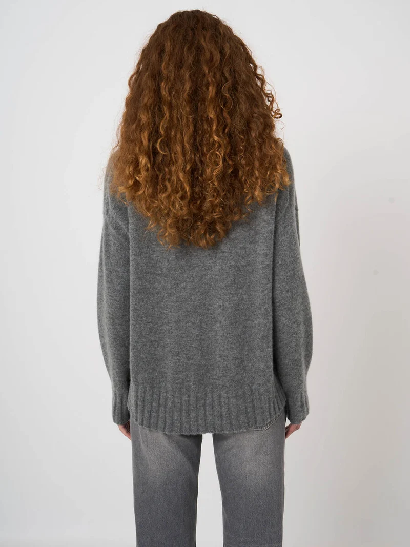 Pull surdimensionné à col roulé
