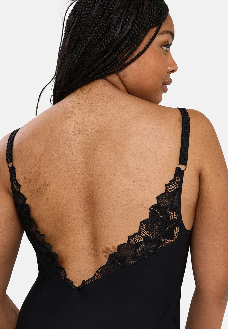 Nuisette Arum Noir