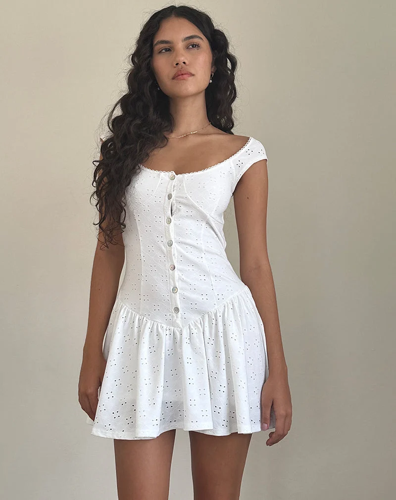 Mini robe de thé Misty en broderie blanche