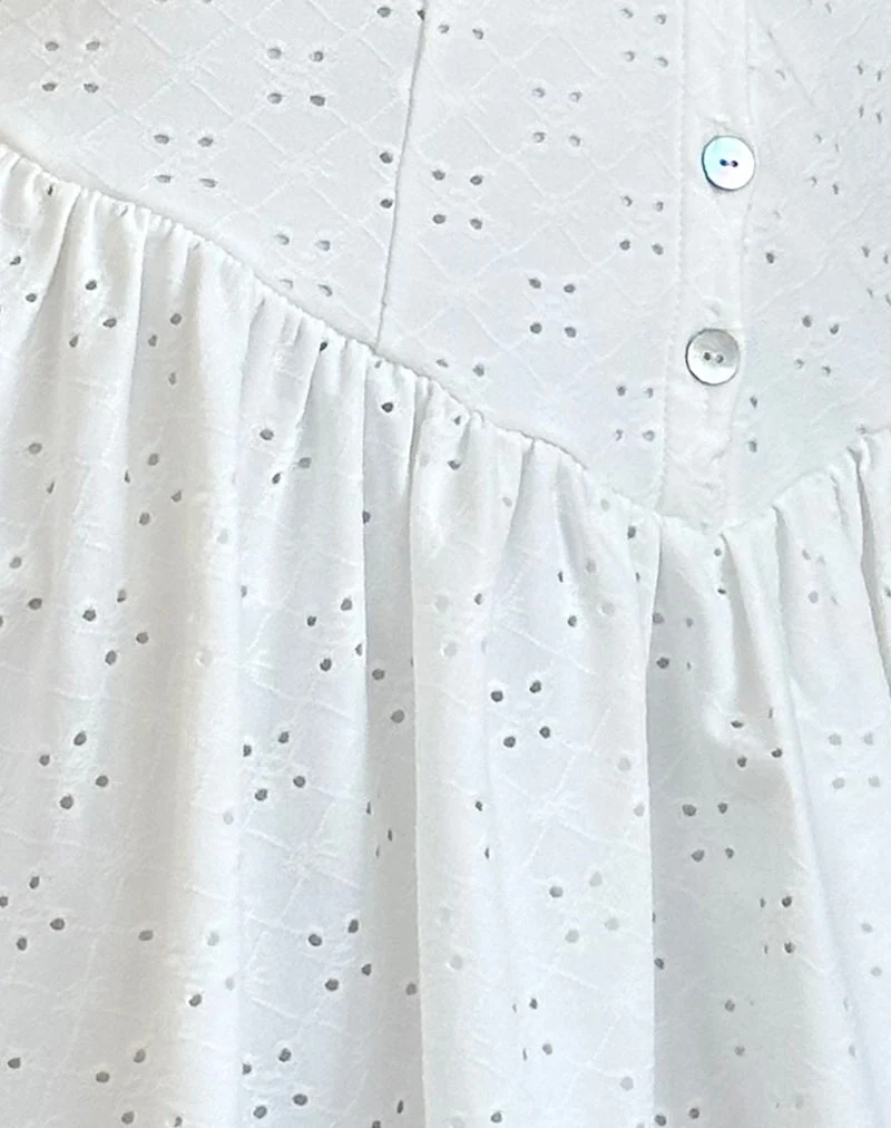 Mini robe de thé Misty en broderie blanche