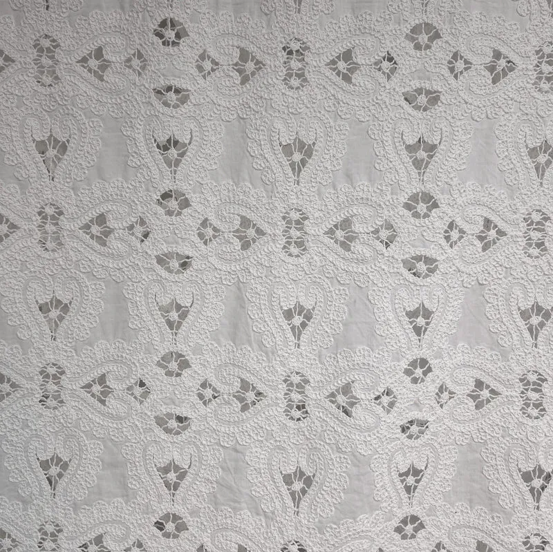 Coton brodé ajouré ornemental | Blanc | Produit neuf de fabricant de luxe | 77 cm | Fin de rouleau