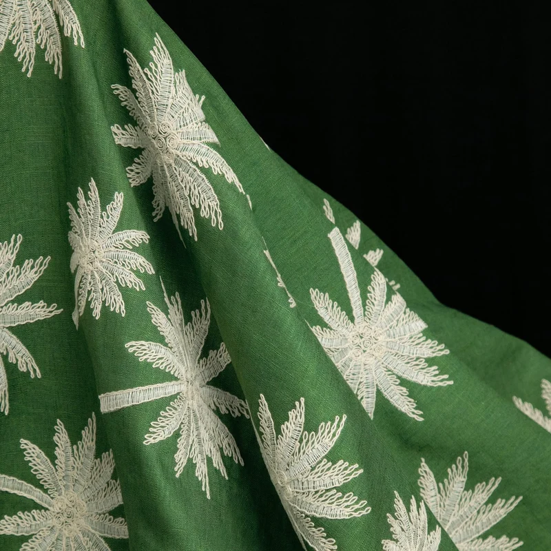 Coton brodé à motifs de palmiers | Vert & ivoire | Deadstock de maison de luxe