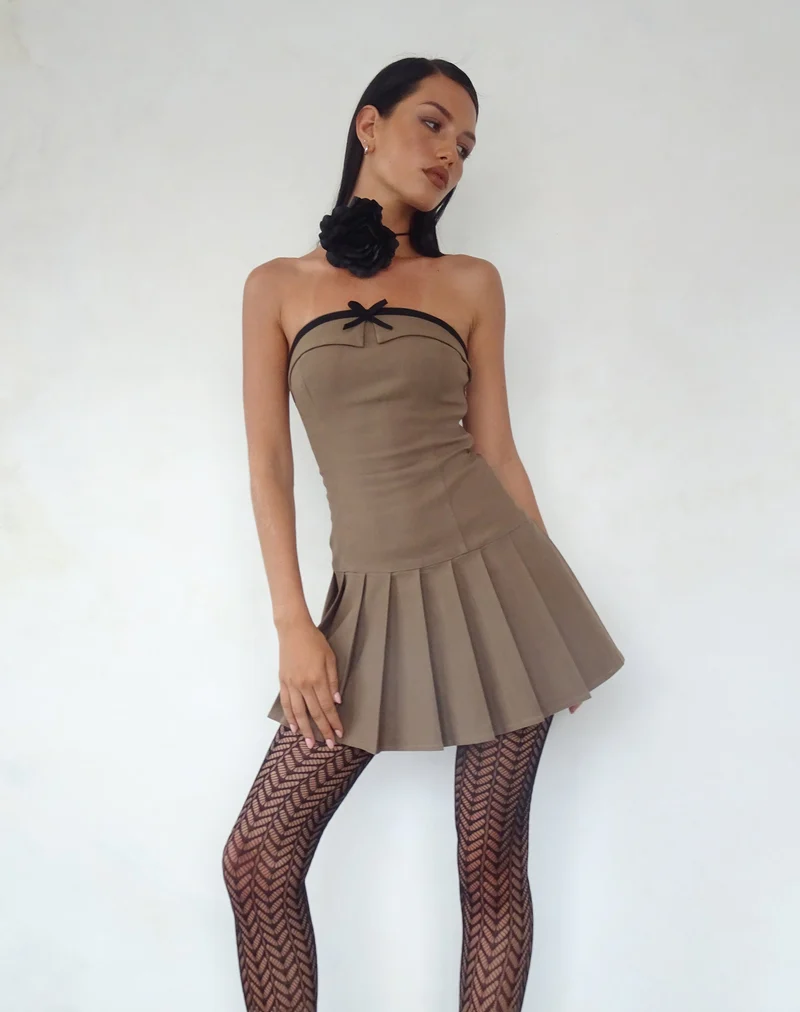 Mini robe bandeau Yalua en coco avec nœud noir
