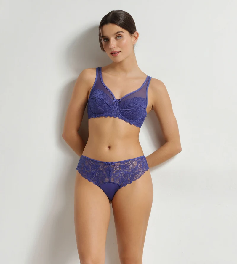 Culotte femme bleue en microfibre et dentelle Generous Essentiel