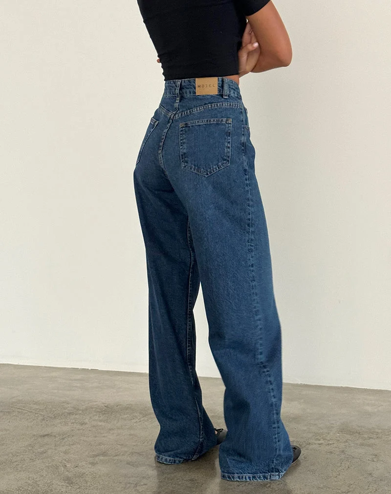 Jeans extra larges et spacieux en bleu moyen usagé