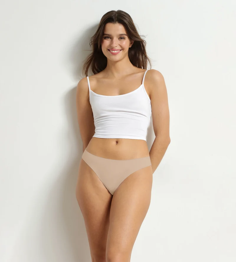 String femme invisible en microfibre Nude Dim
