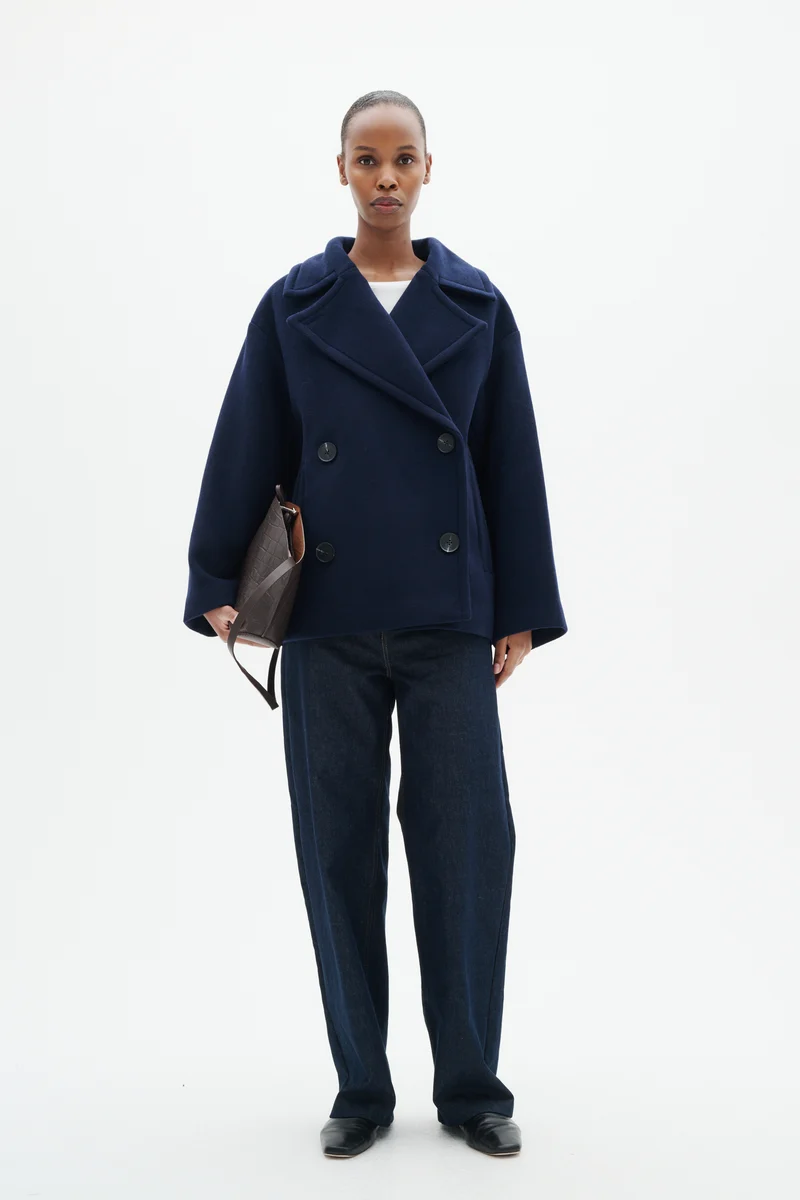 Manteau court croisé à revers surdimensionnés Zorah