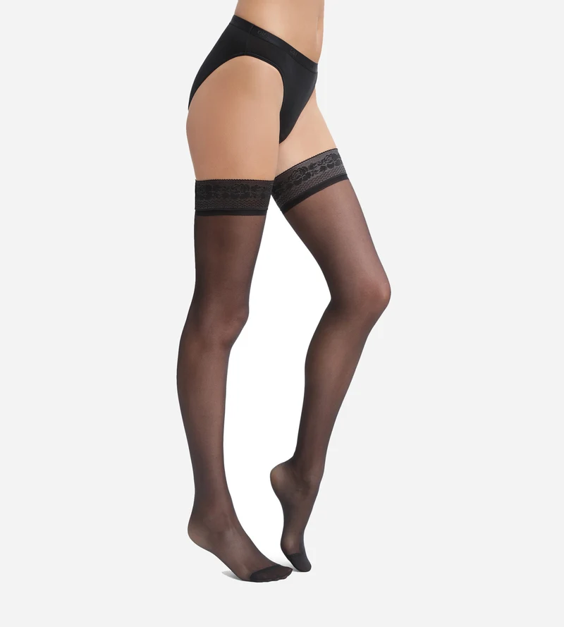 Bas femme en voile transparent Noir Dim Up Beauty