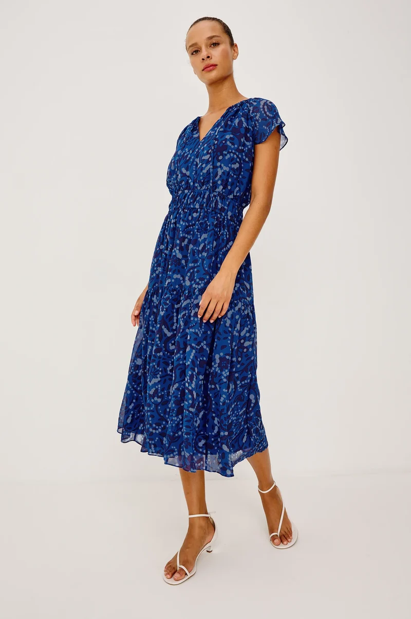 Robe midi fluide Mirielle à manches volantées