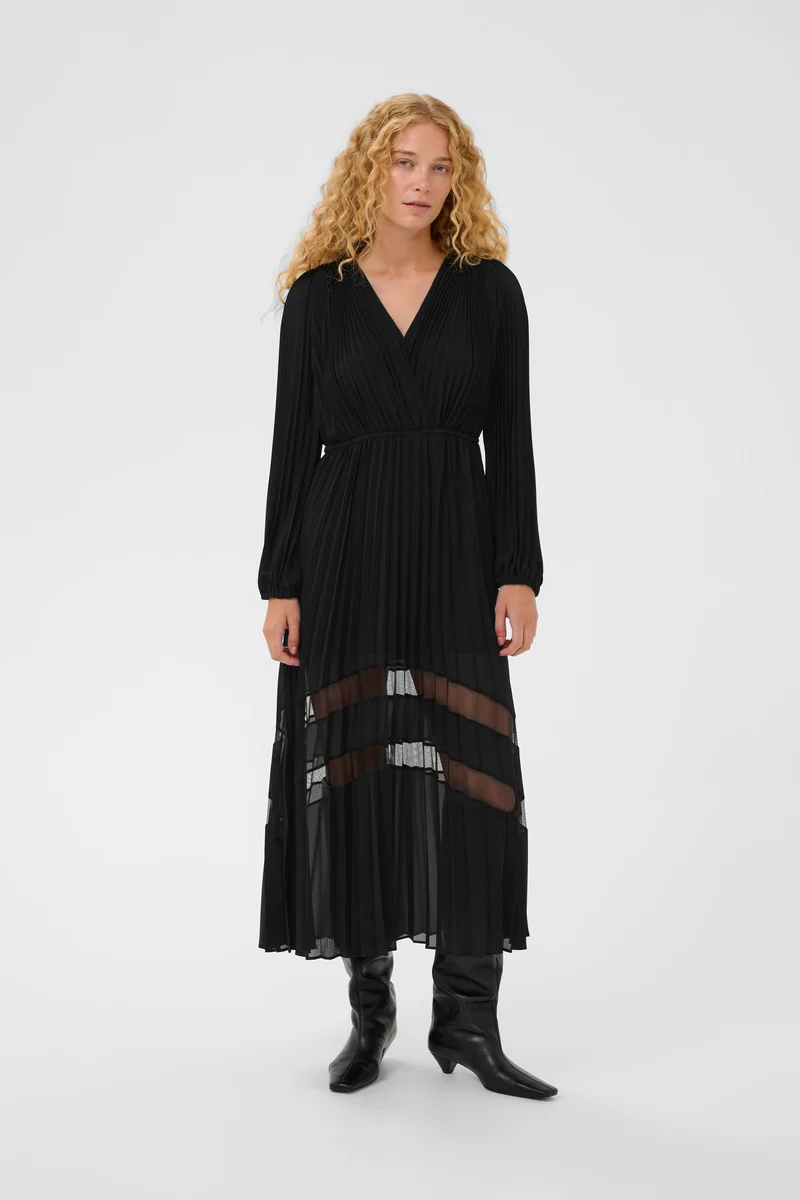 Robe plissée et jeu de transparence Giselle