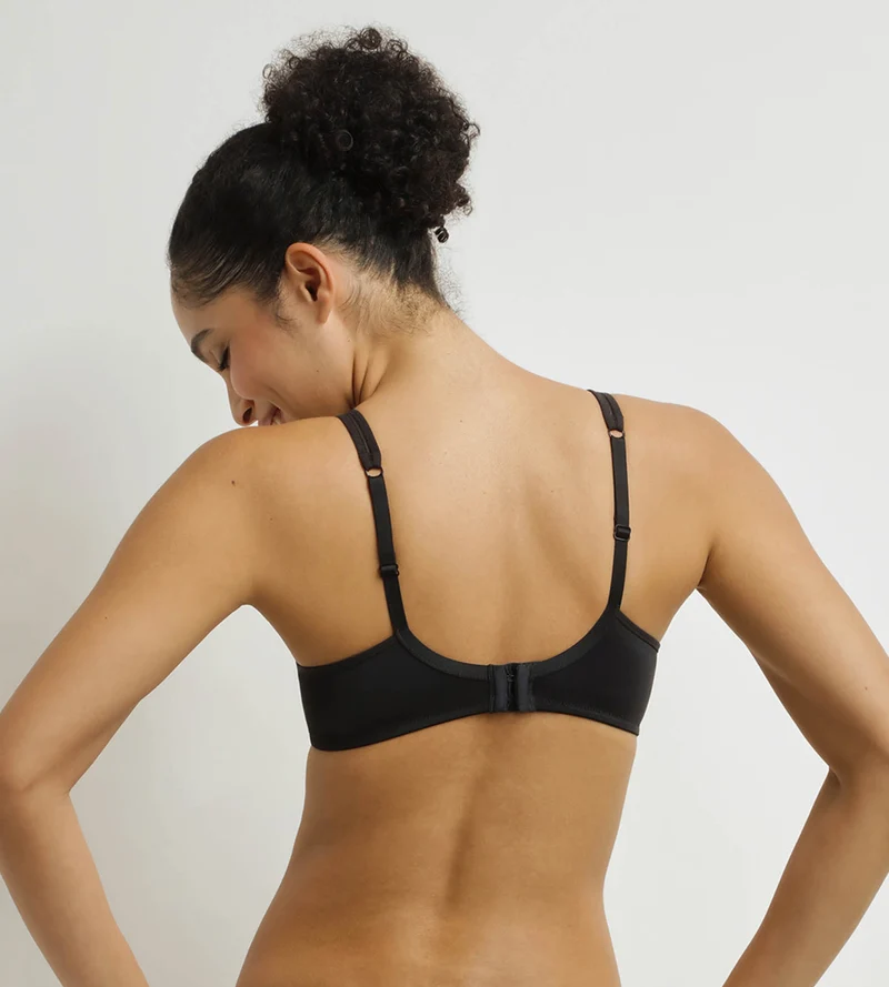 Soutien-gorge emboitant sans armatures noir Generous Dim