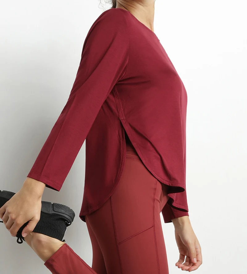 Haut de sport femme à col bateau en viscose Bordeaux Dim Move