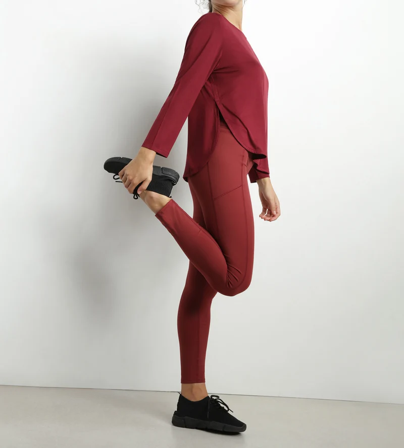 Haut de sport femme à col bateau en viscose Bordeaux Dim Move
