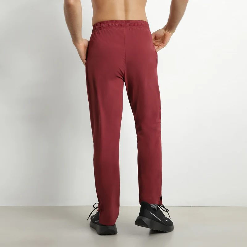 Pantalon de sport chino pour homme en jersey stretch Bordeaux Dim Move