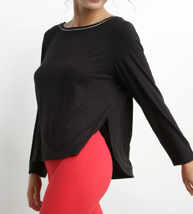 Haut de sport femme à col bateau en viscose noire Dim Move