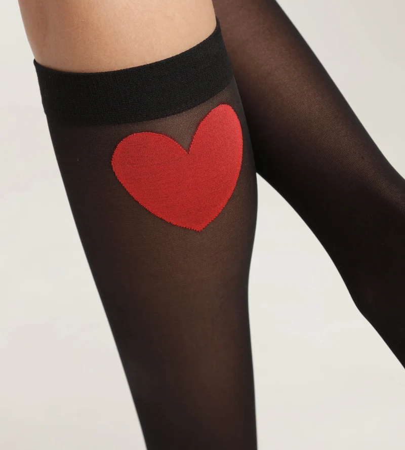 Mi-bas femme en voile transparent Noir motif coeur rouge Dim Style