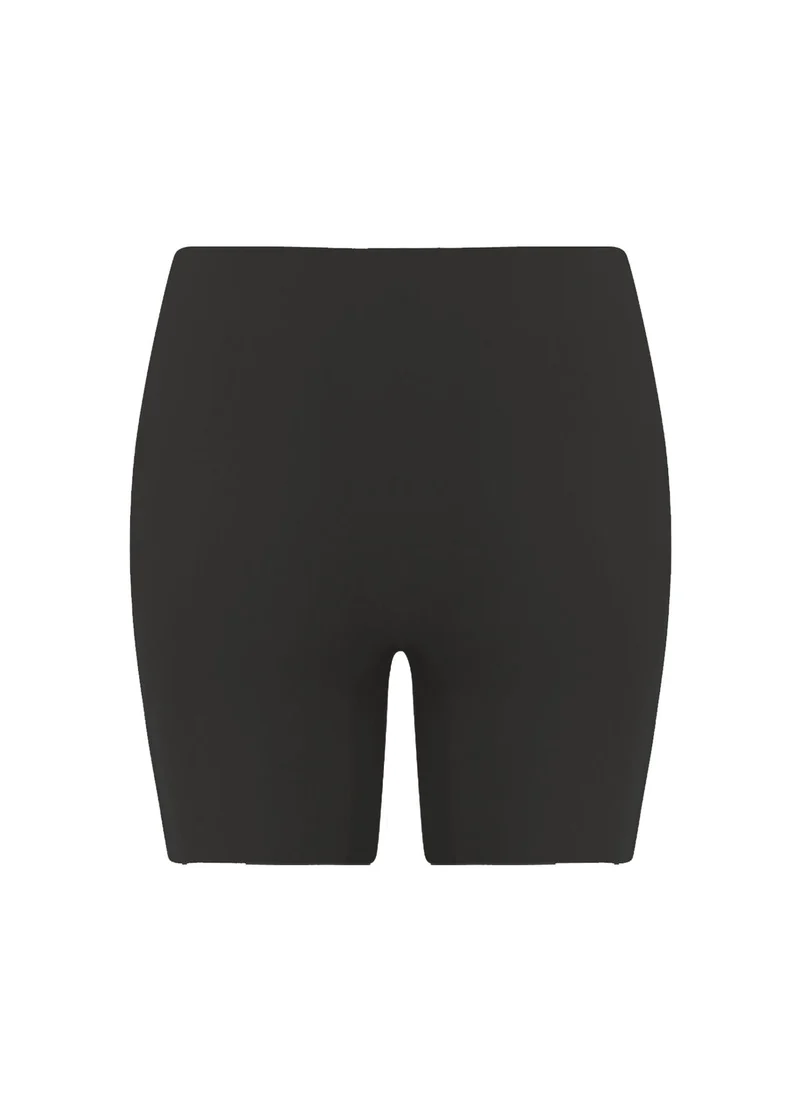Culotte short galbant à taille haute