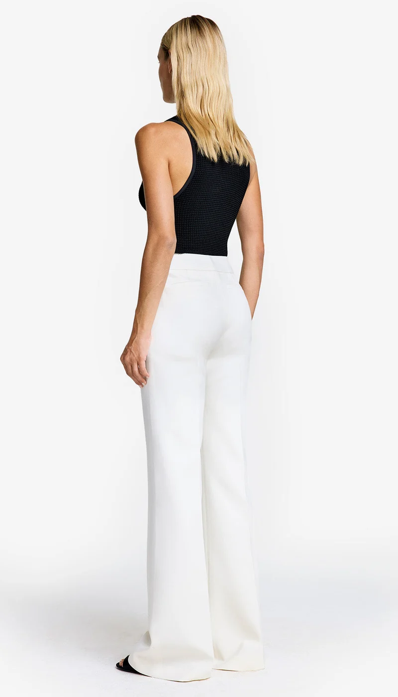 Pantalon classique long avec plis marqués