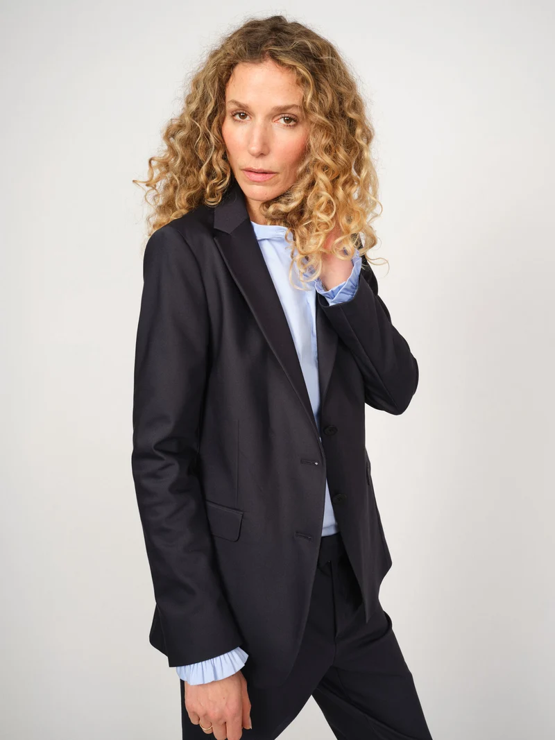 Veston classique avec deux boutons Mary