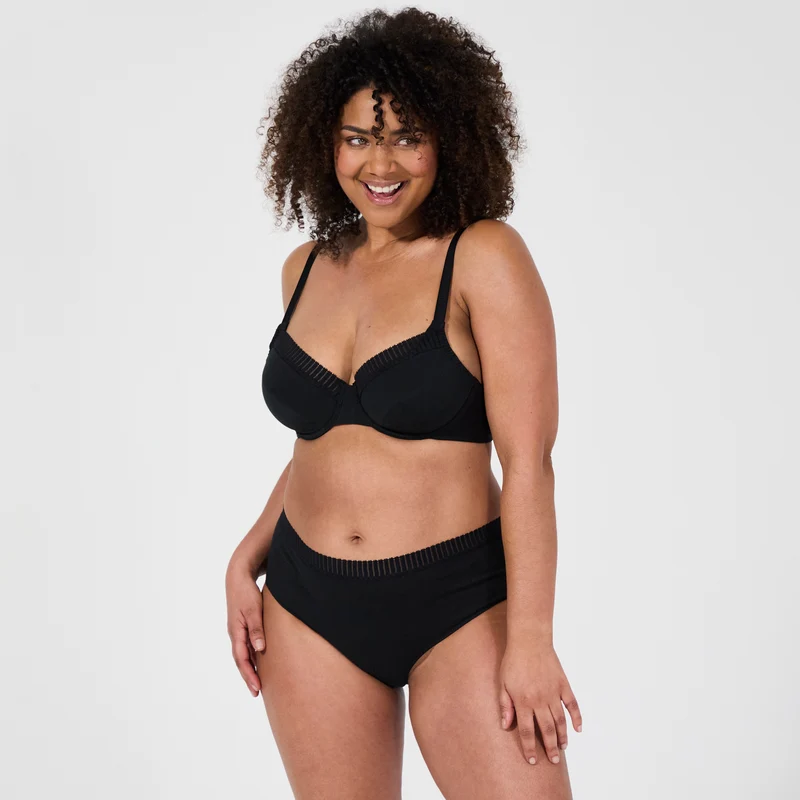 Lot de deux culottes one size noir et blanc Just ideal