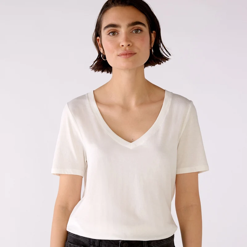 T-shirt col V - La base parfaite