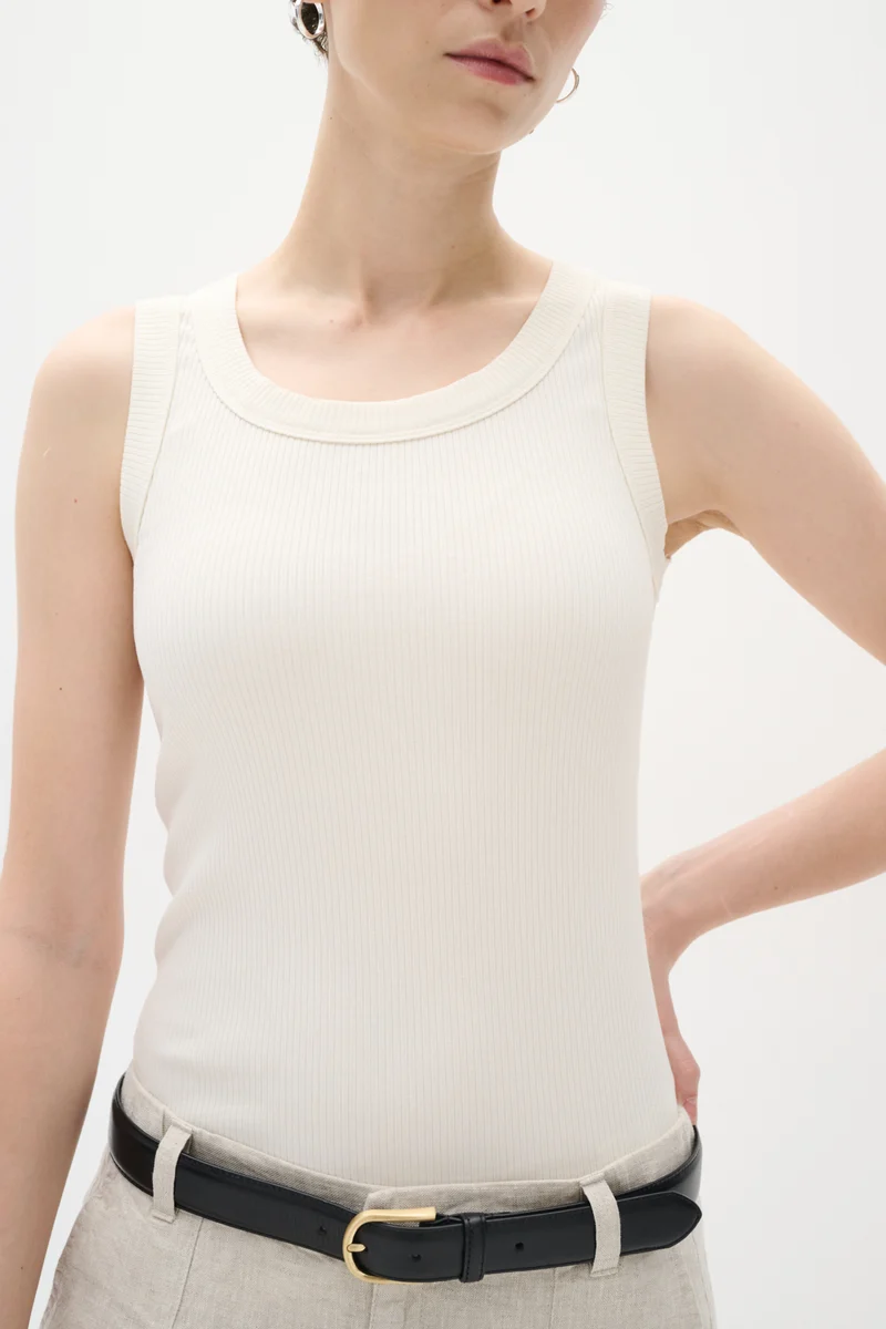 Camisole côtelée avec col rond Dagna