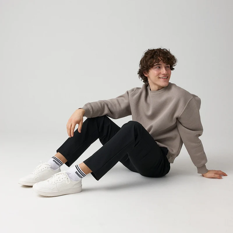 Retro Sneaker Socken | Schwarz-Weiß (Streifen)