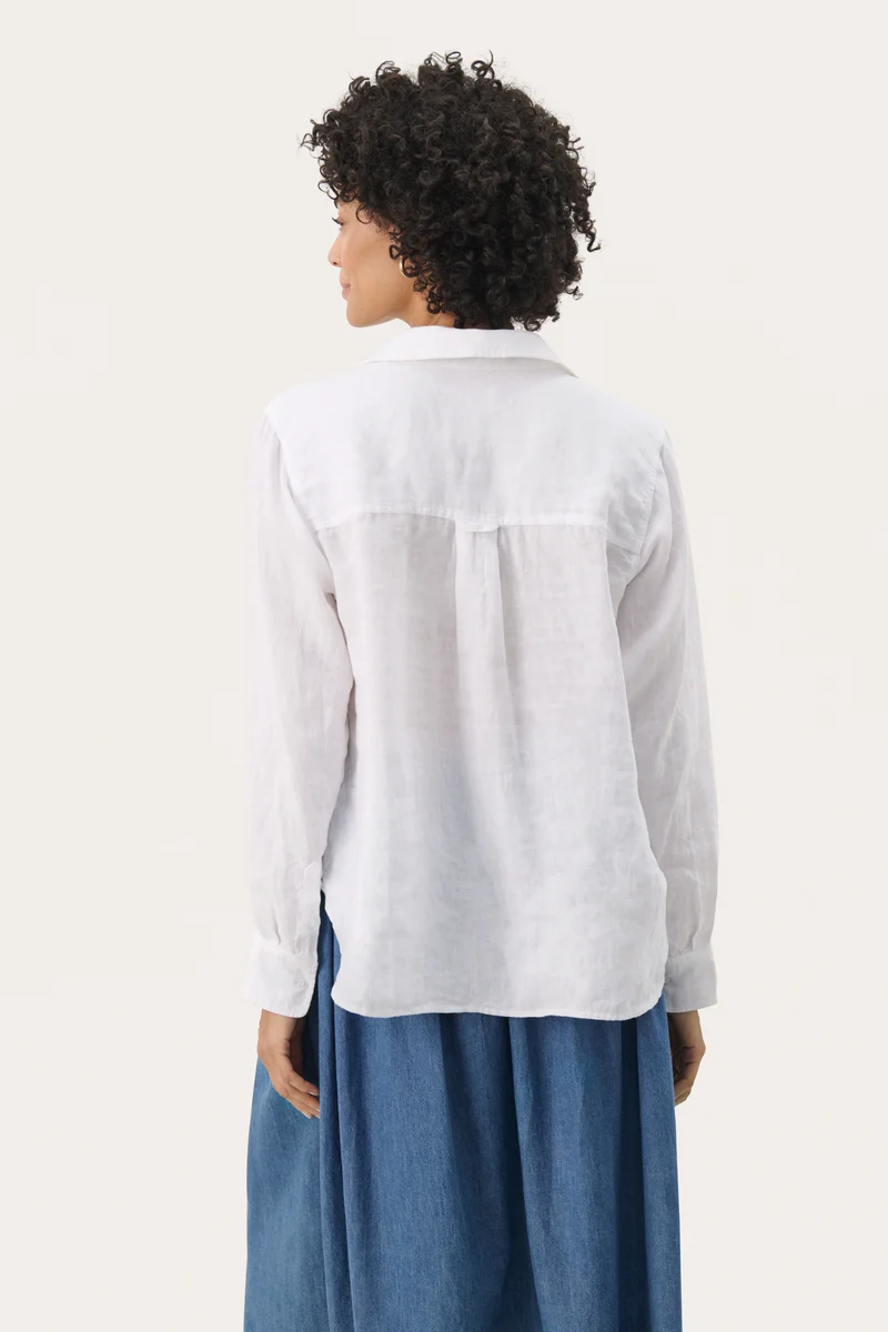 Blouse en lin avec col polo ouvert Natalee