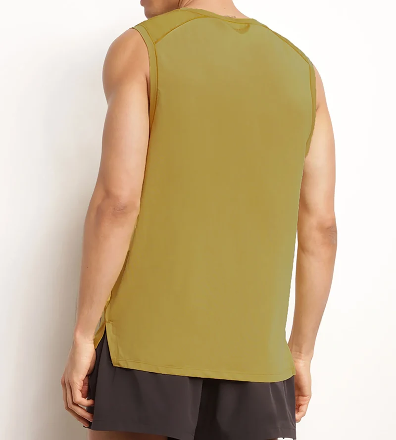 Débardeur de sport homme en matière aérée Olive Dim Move